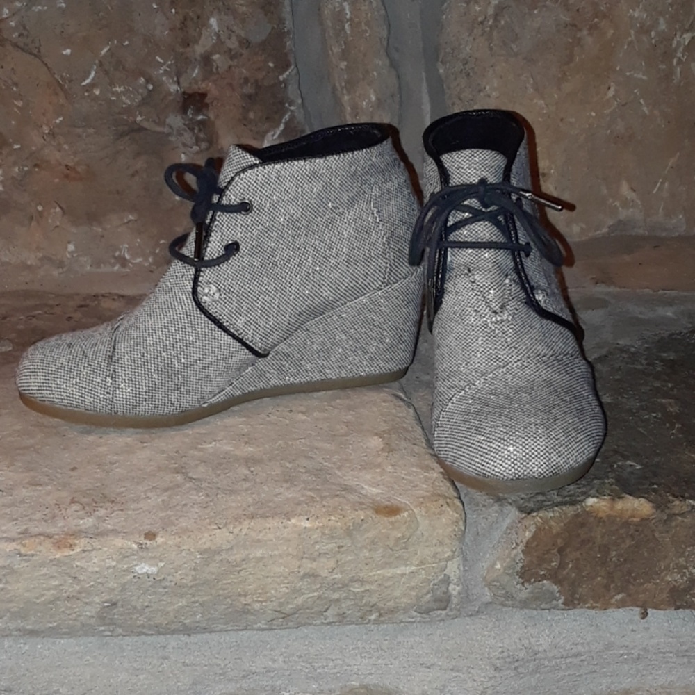 TOMS wedge ankle boots